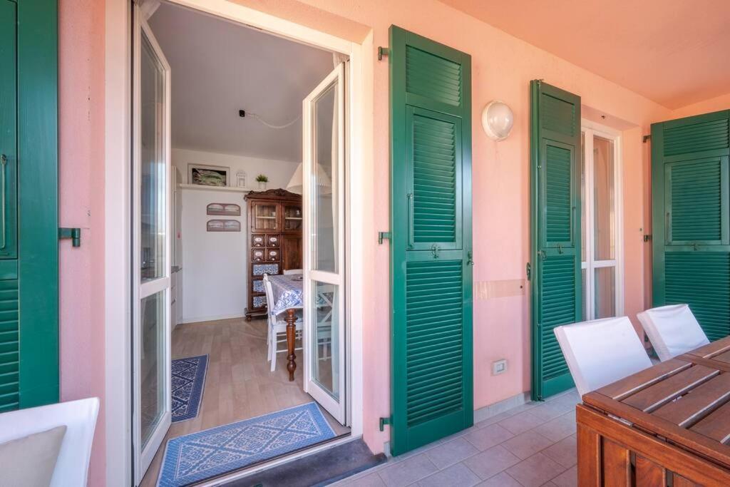 Seaview Cavi B. 100Mt Dal Mare Apartment Lavagna Bagian luar foto