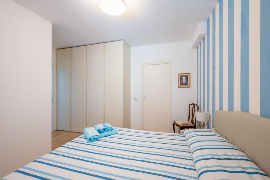 Seaview Cavi B. 100Mt Dal Mare Apartment Lavagna Bagian luar foto