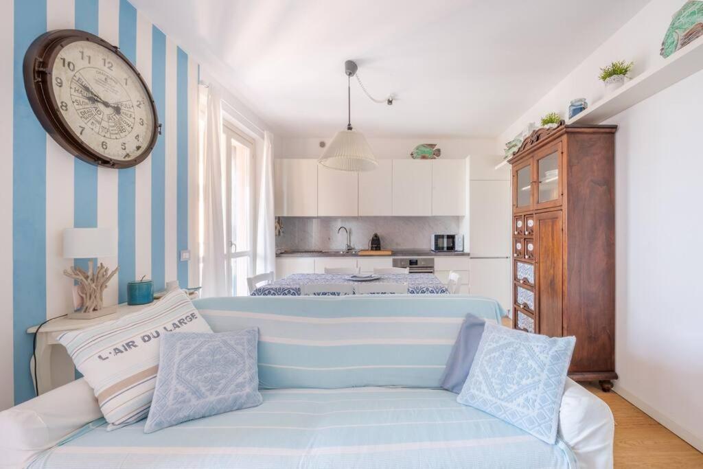 Seaview Cavi B. 100Mt Dal Mare Apartment Lavagna Bagian luar foto